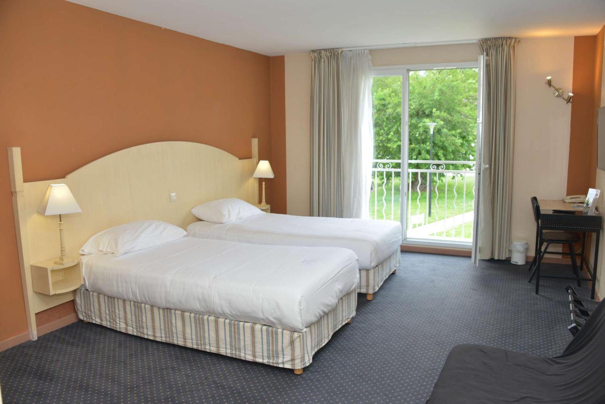 Best Western Golf D'Albon Dış mekan fotoğraf
