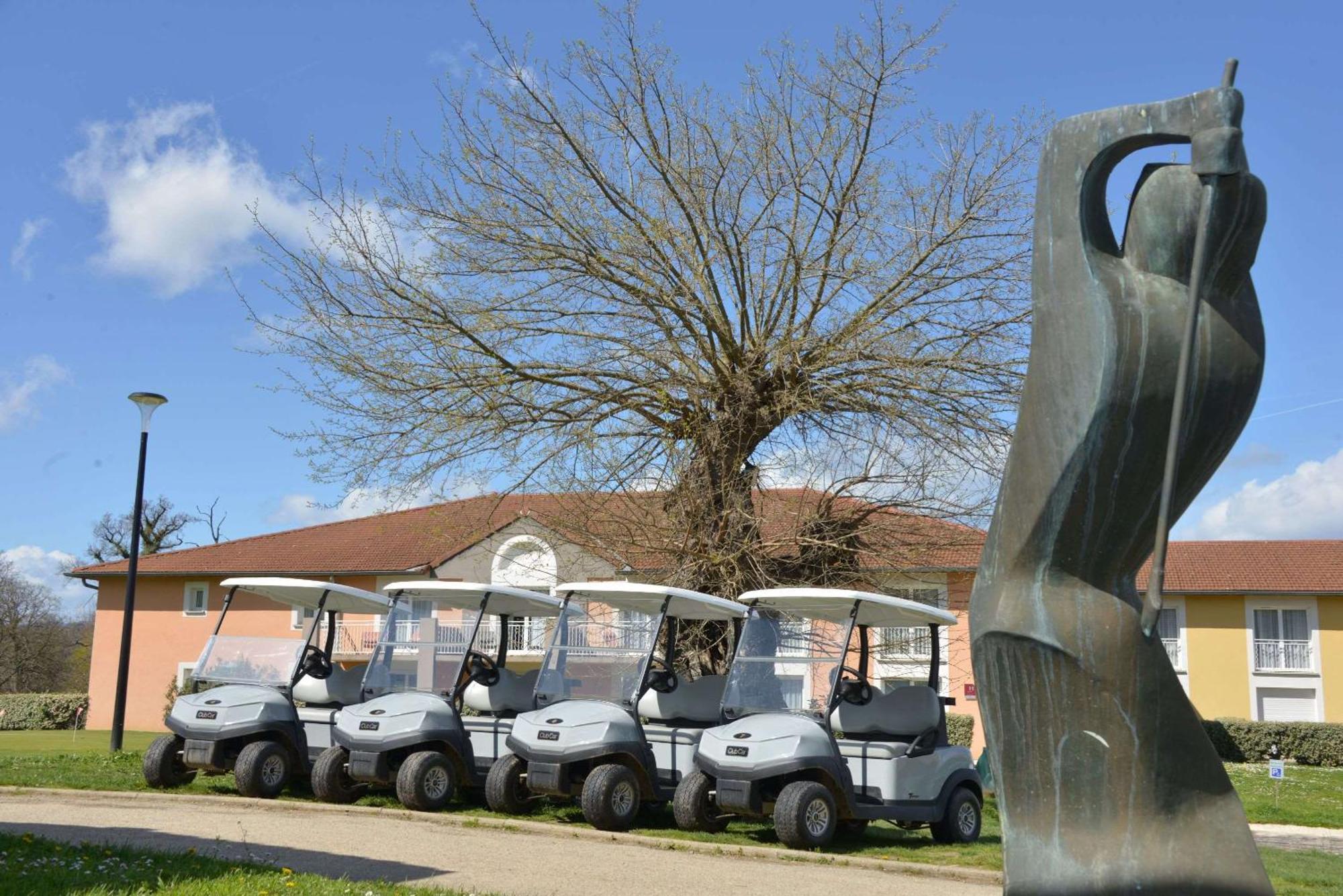 Best Western Golf D'Albon Dış mekan fotoğraf