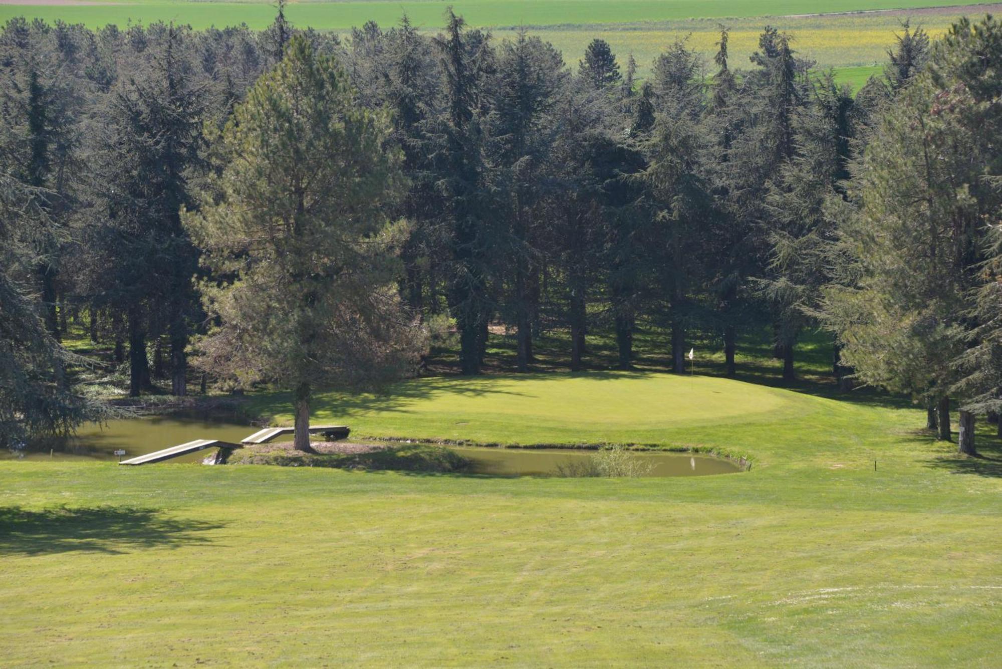Best Western Golf D'Albon Dış mekan fotoğraf